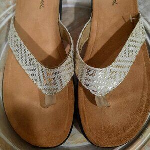 New Without Box Easy Street Stevie Sandals Size 6M Women's